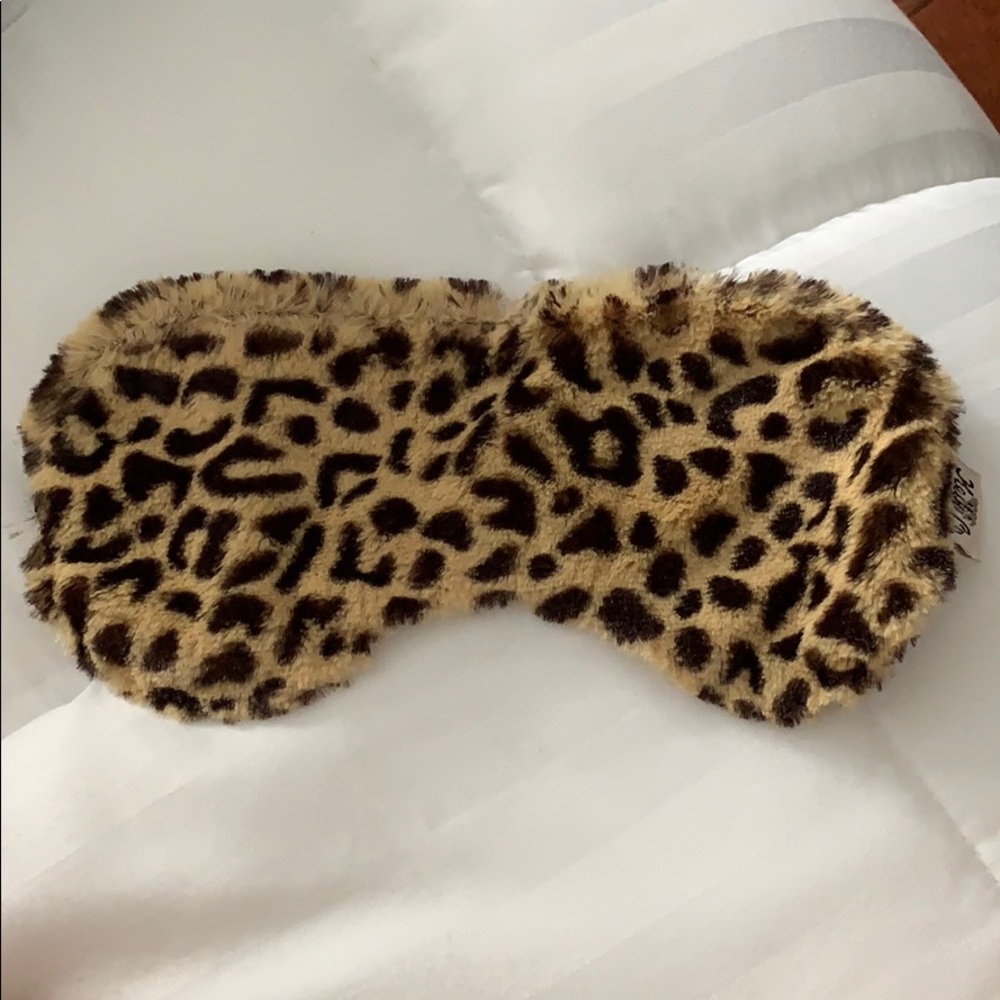 cheetah eye mask